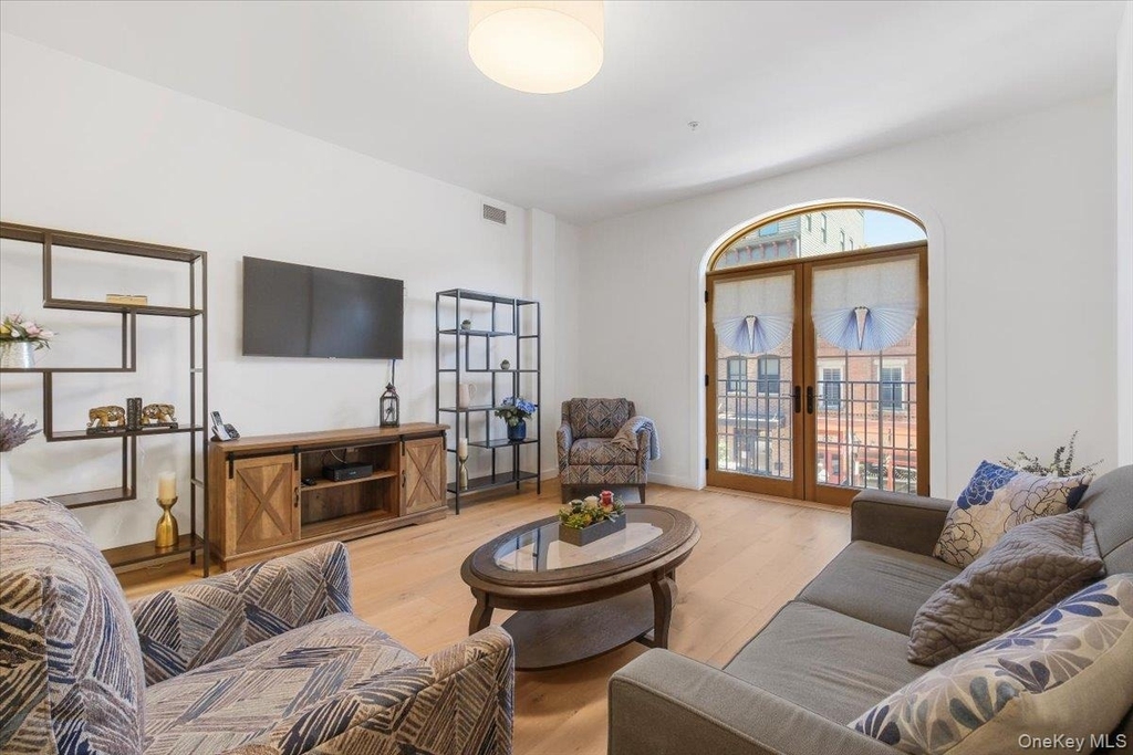 249 Main Street - Photo 6