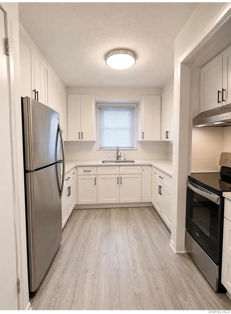 220 Beach 20th Street - Photo 3