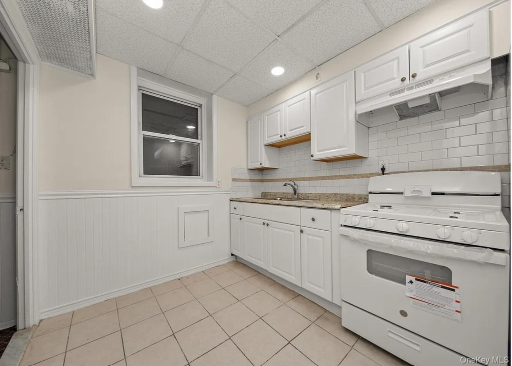 5942 164th Street - Photo 8