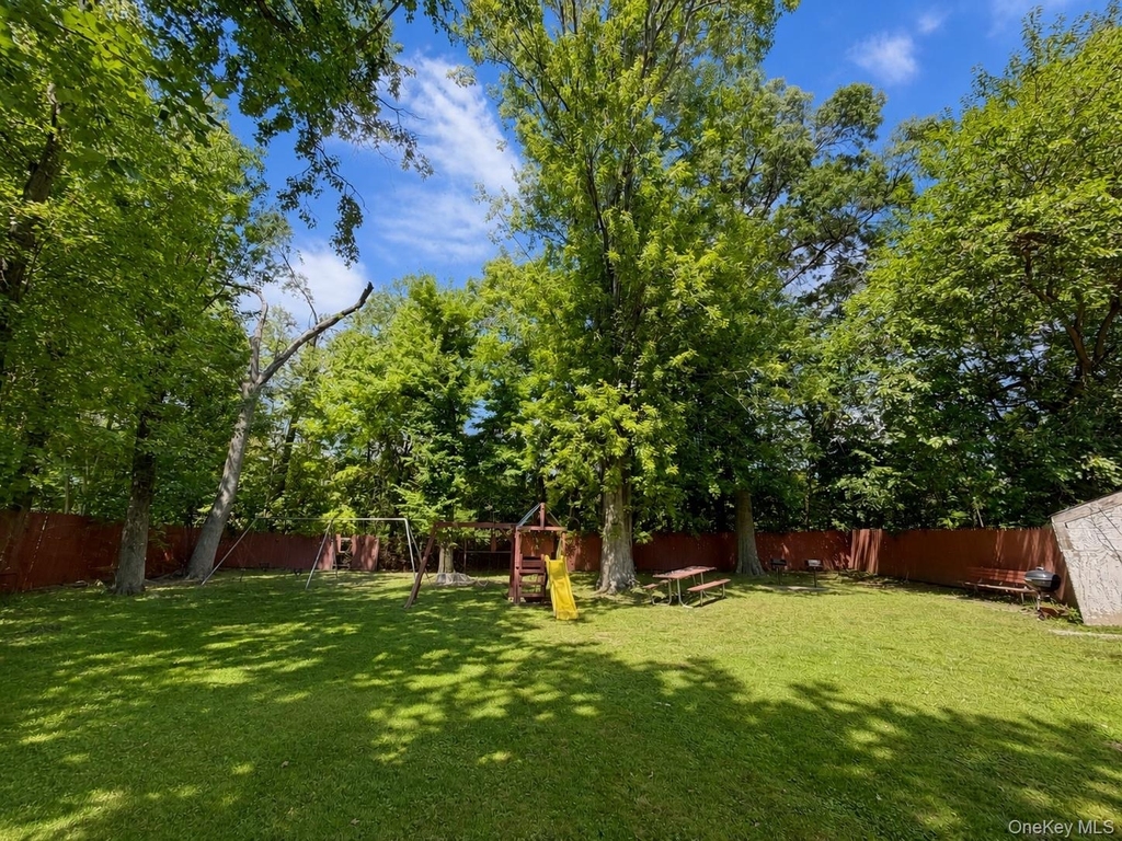 125 Central Avenue - Photo 2