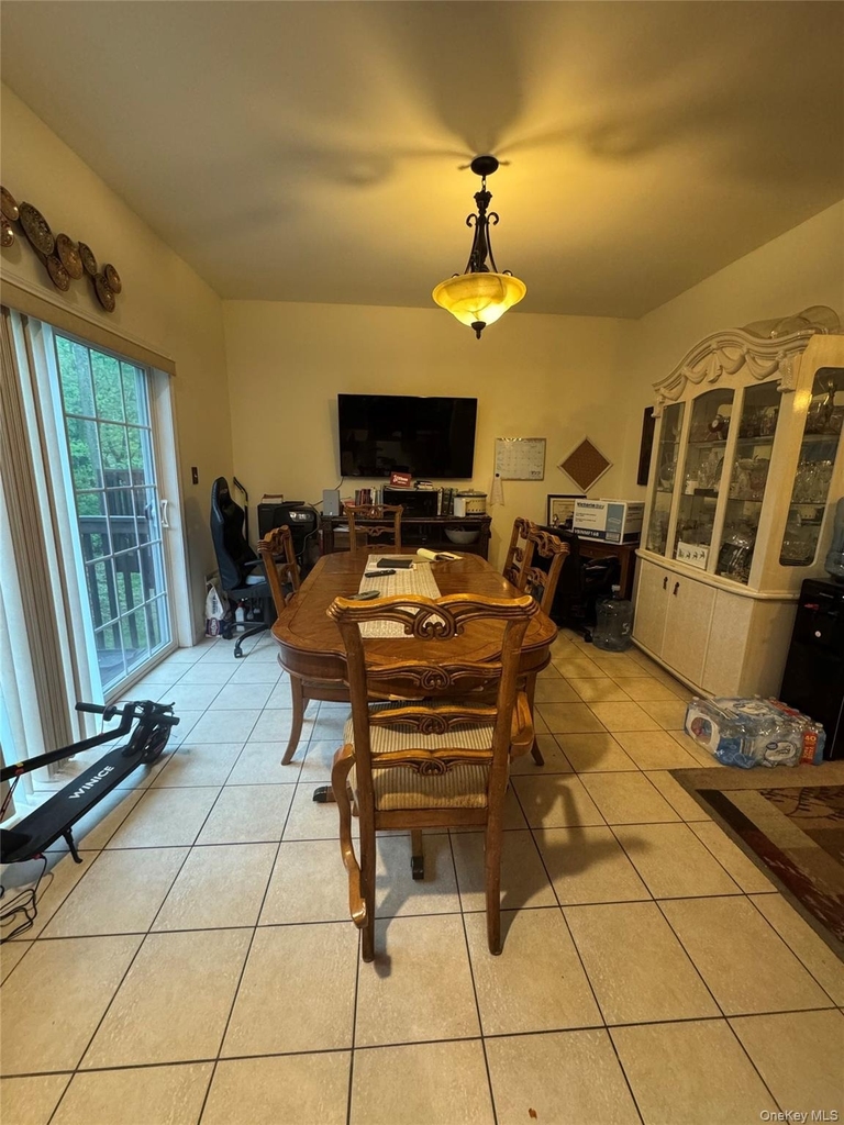 28 Hidden Creek Boulevard - Photo 3