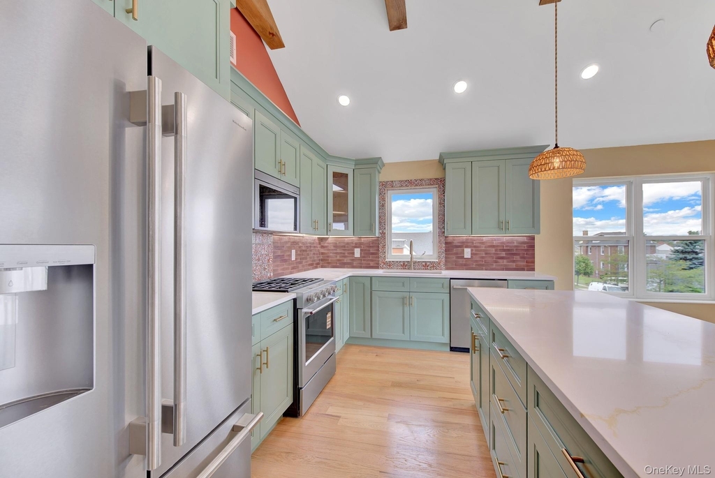 328 E Chester Street - Photo 7