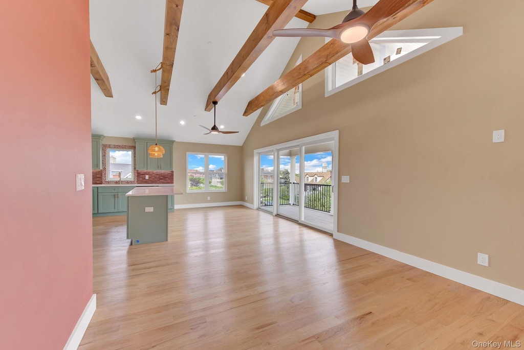 328 E Chester Street - Photo 8