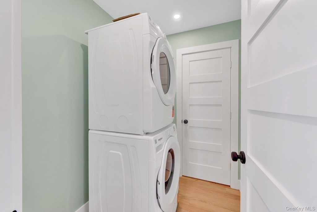328 E Chester Street - Photo 11