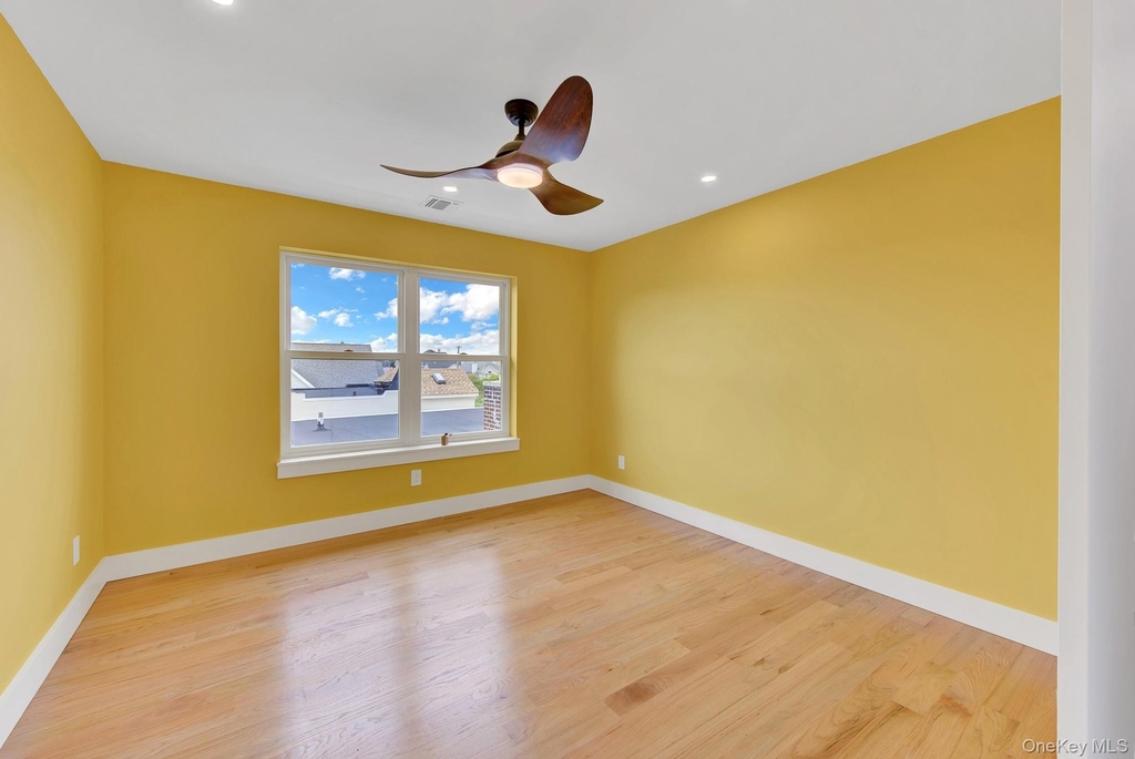 328 E Chester Street - Photo 12