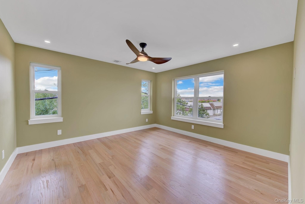 328 E Chester Street - Photo 18