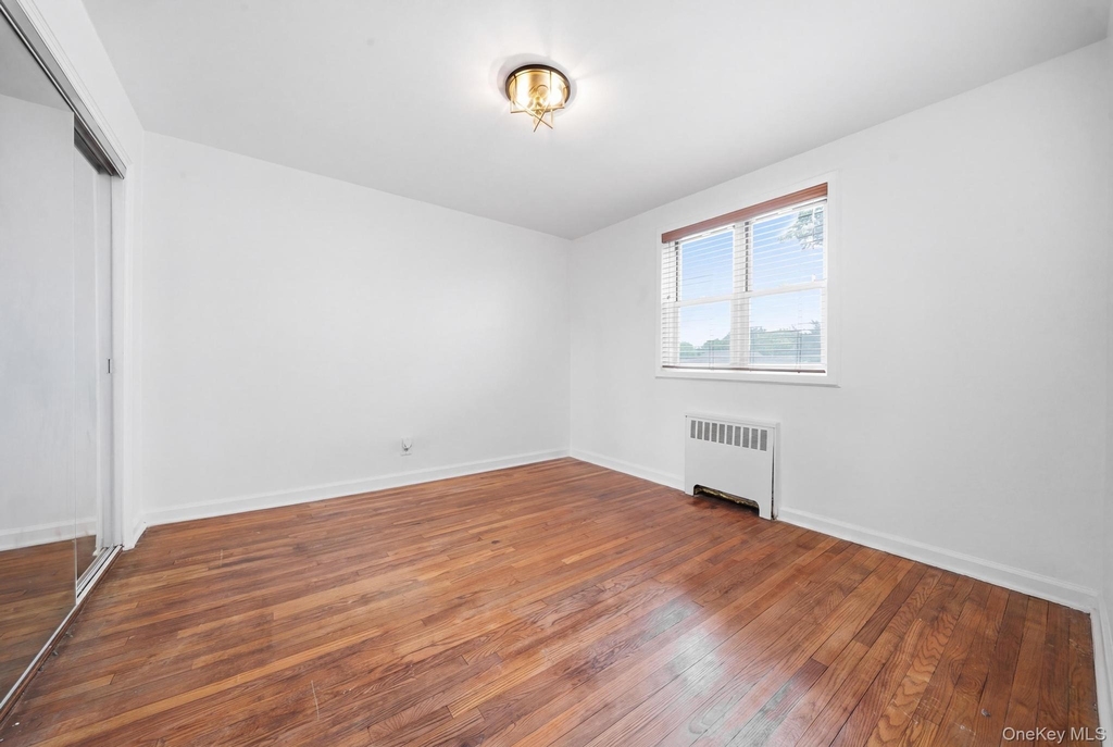 131-45 234th Street - Photo 7