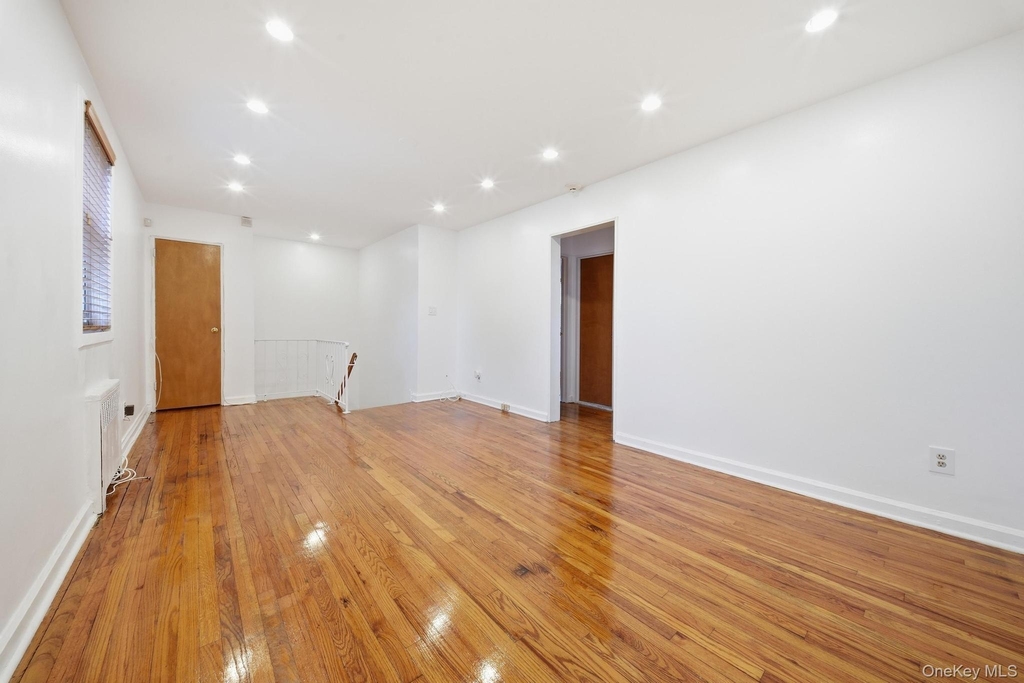 131-45 234th Street - Photo 2