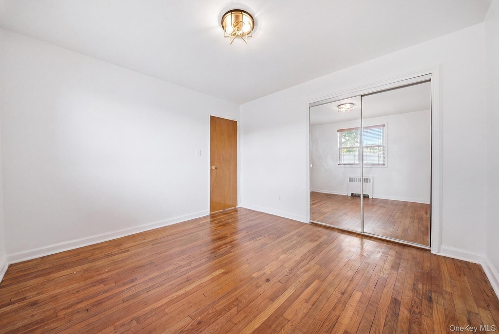 131-45 234th Street - Photo 6