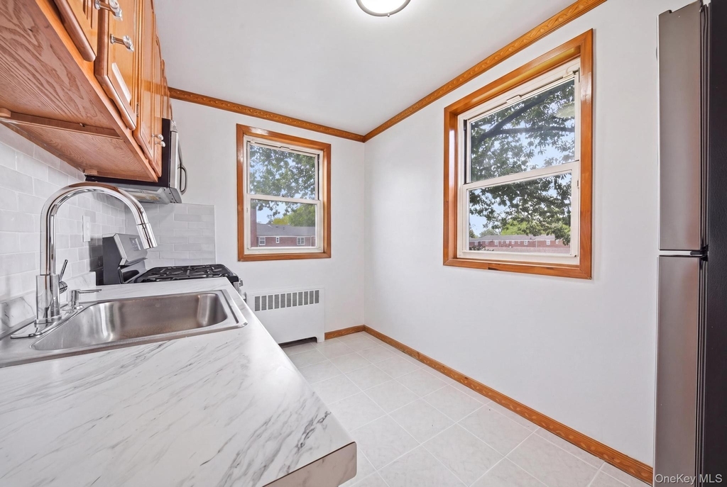 131-45 234th Street - Photo 3