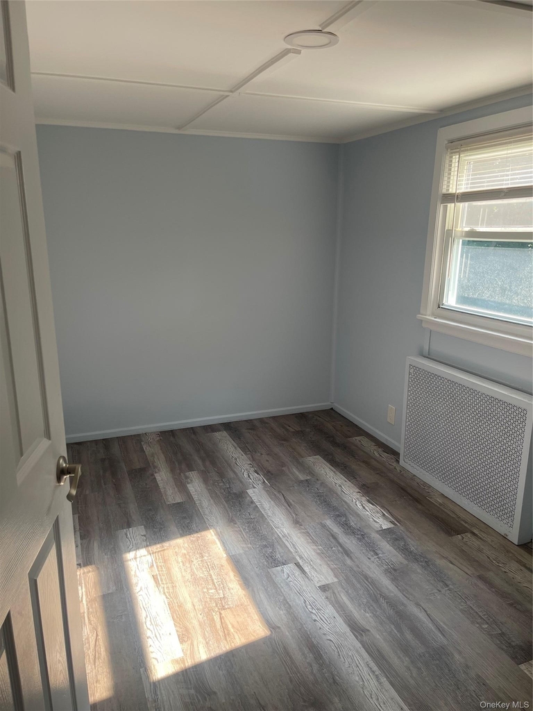 140 Nassau Avenue - Photo 10