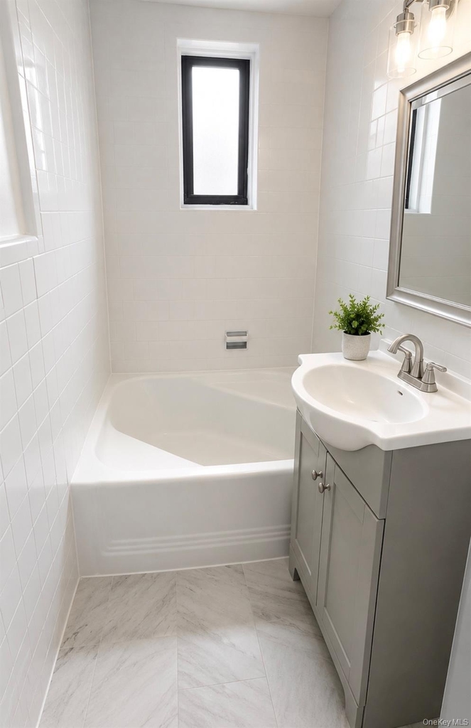 37-30 83rd Street - Photo 5