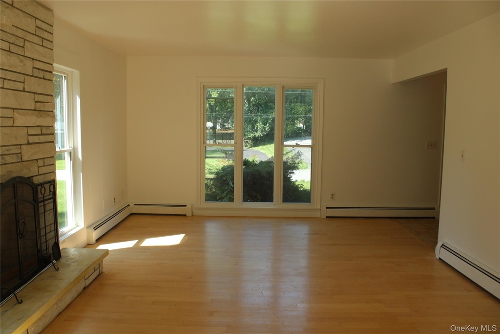 8 Tanglewood Drive - Photo 4