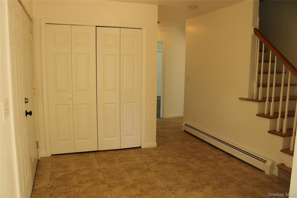 8 Tanglewood Drive - Photo 1