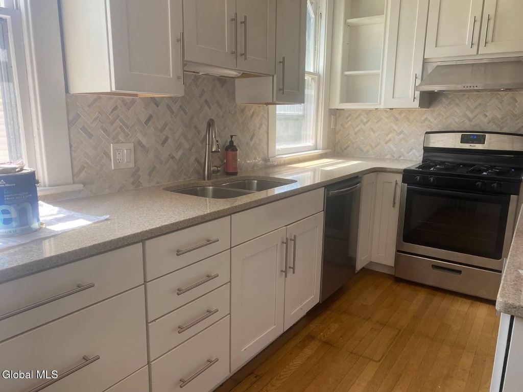 517 New Scotland Avenue - Photo 9