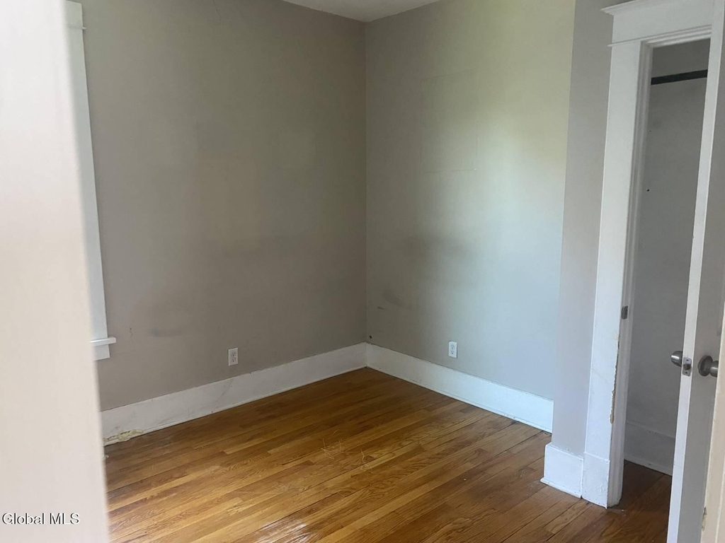 51 Hollywood Avenue - Photo 4