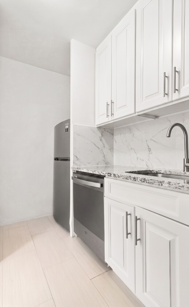 333 E 30th Street - Photo 13