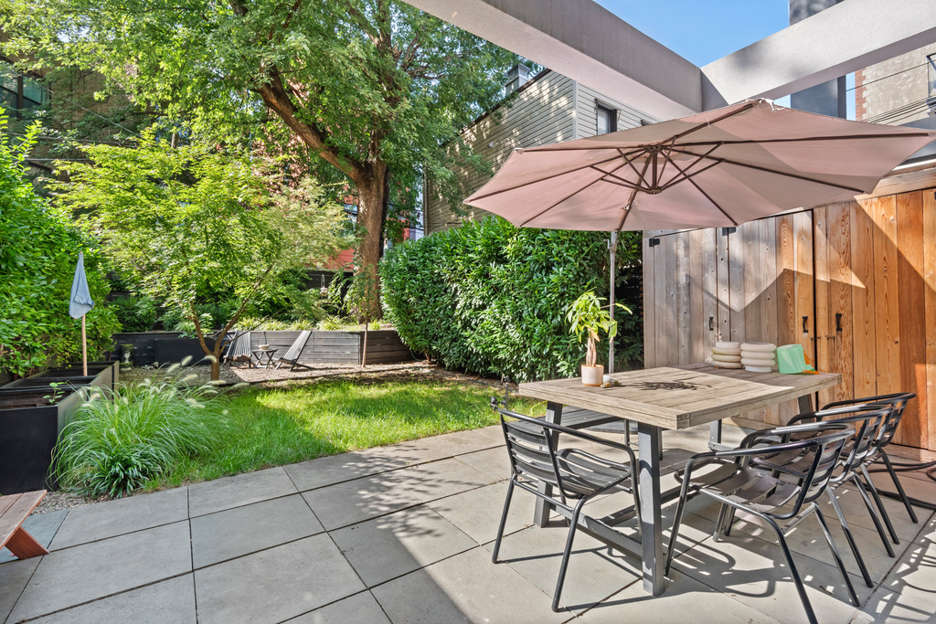 230 Withers Street - Photo 2