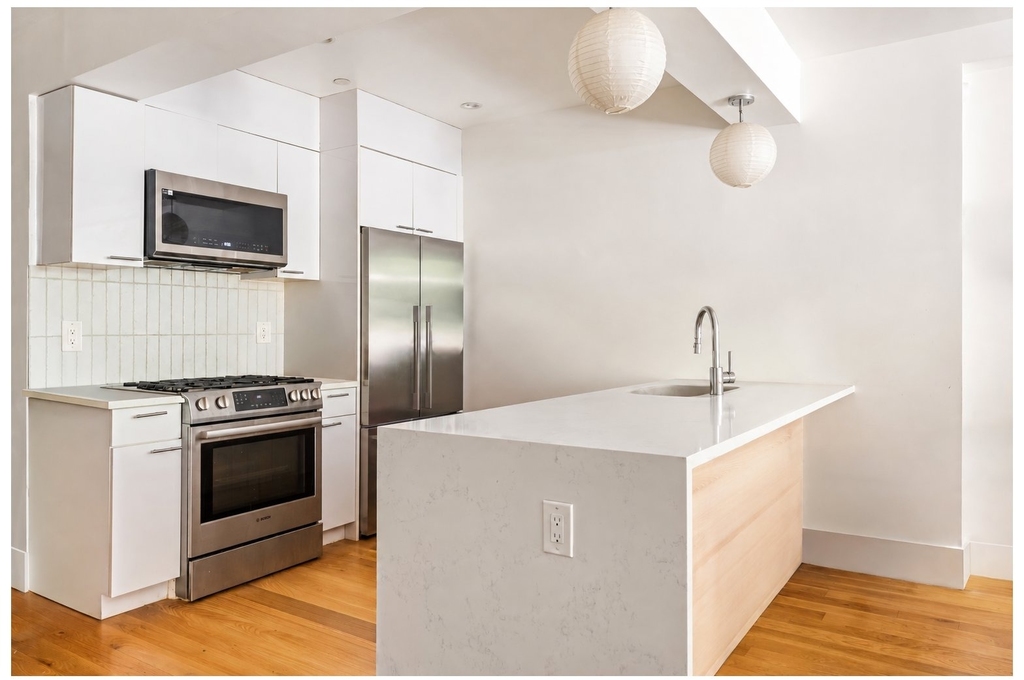 230 Withers Street - Photo 3