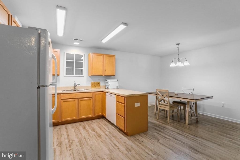1125 Ewell Street - Photo 10