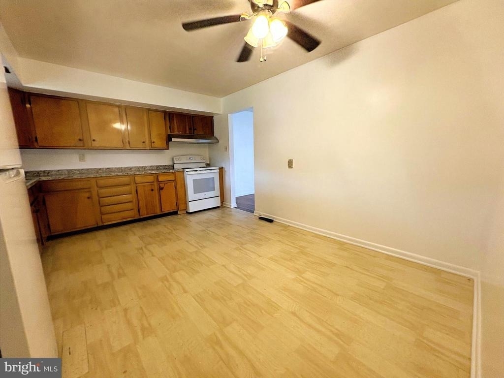 2325 Wilson Boulevard - Photo 4
