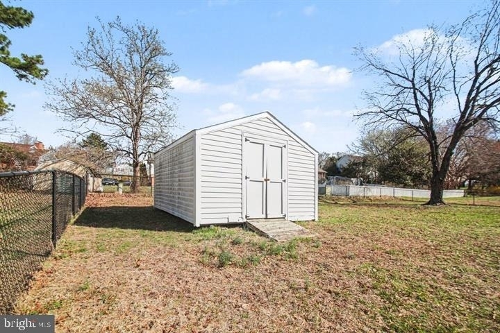2113 Matthew Lane - Photo 25