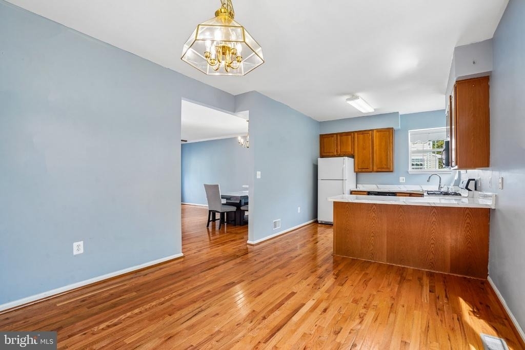 13137 Thrift Lane - Photo 10