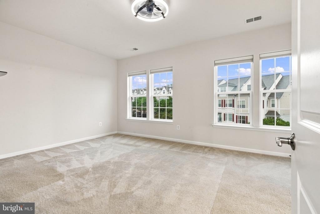 13913 Hollow Wind Way - Photo 20