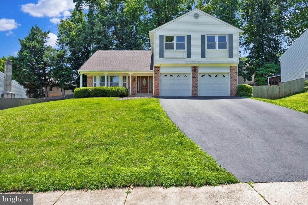 203 Markwood Drive - Photo 1