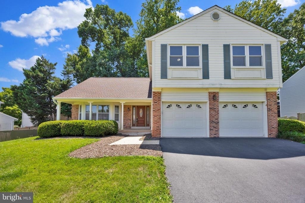 203 Markwood Drive - Photo 0