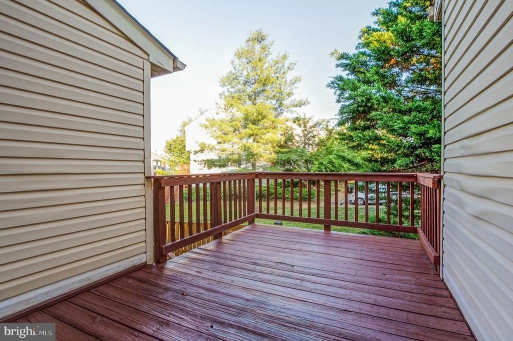 44877 Grove Terrace - Photo 24