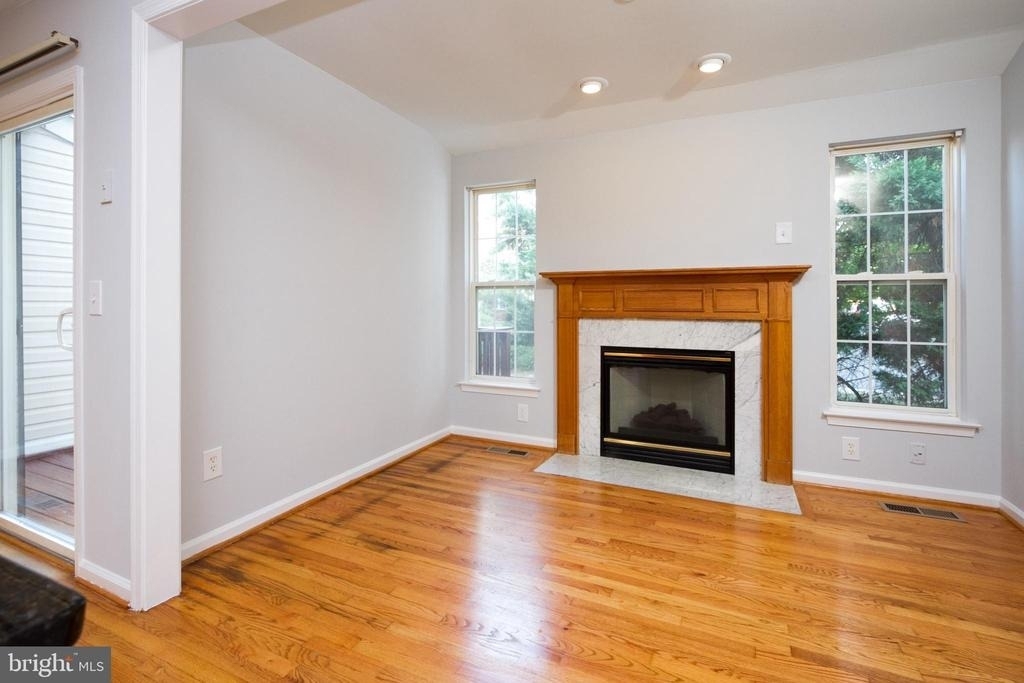 44877 Grove Terrace - Photo 22
