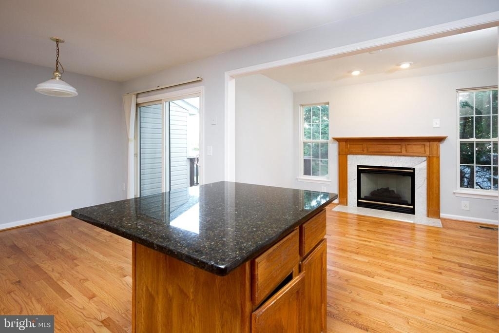 44877 Grove Terrace - Photo 21