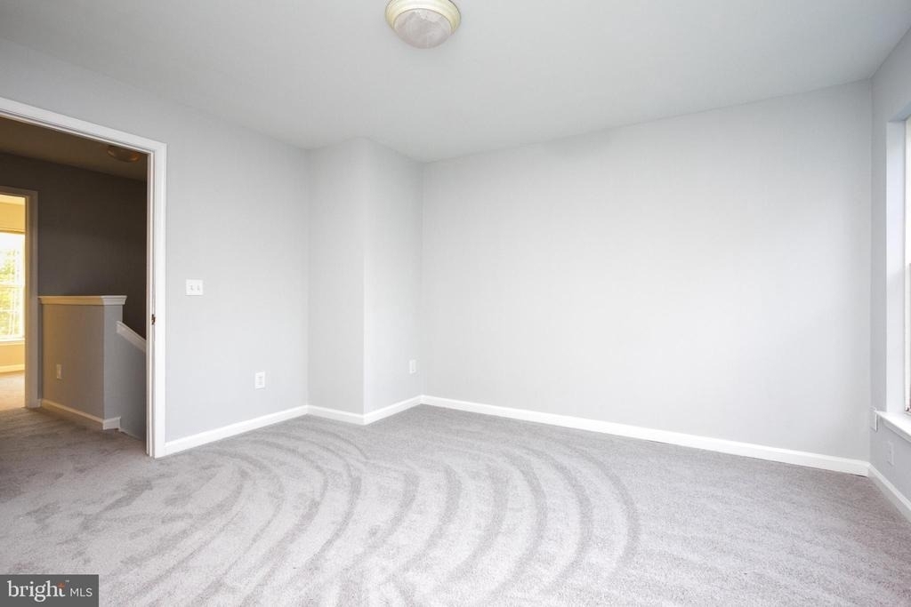 44877 Grove Terrace - Photo 31