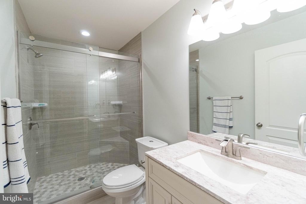 21934 Blackheath Way - Photo 30