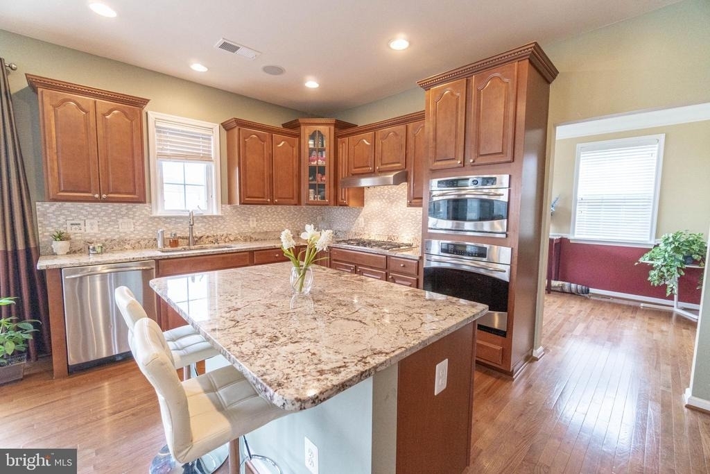 21934 Blackheath Way - Photo 10