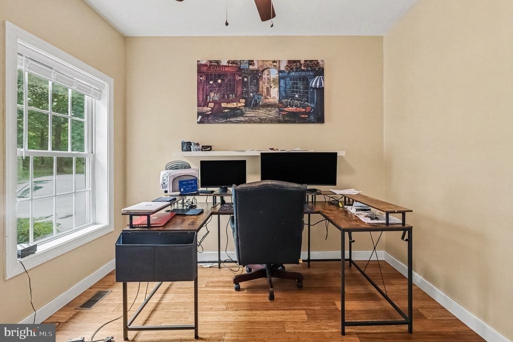 520 Oak Grove Drive - Photo 25
