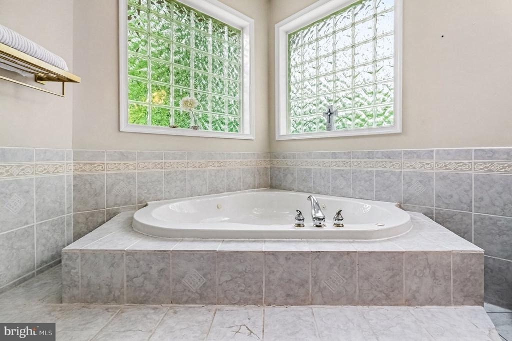 520 Oak Grove Drive - Photo 11