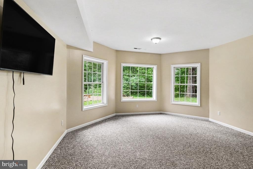 520 Oak Grove Drive - Photo 34