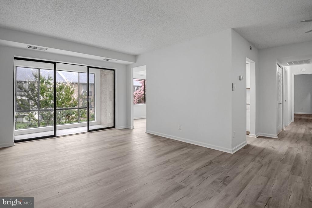 10223 Valentino Drive - Photo 6