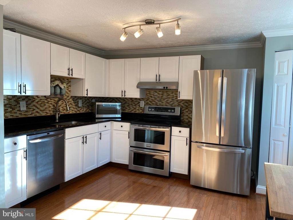1666 Barnstead Drive - Photo 12