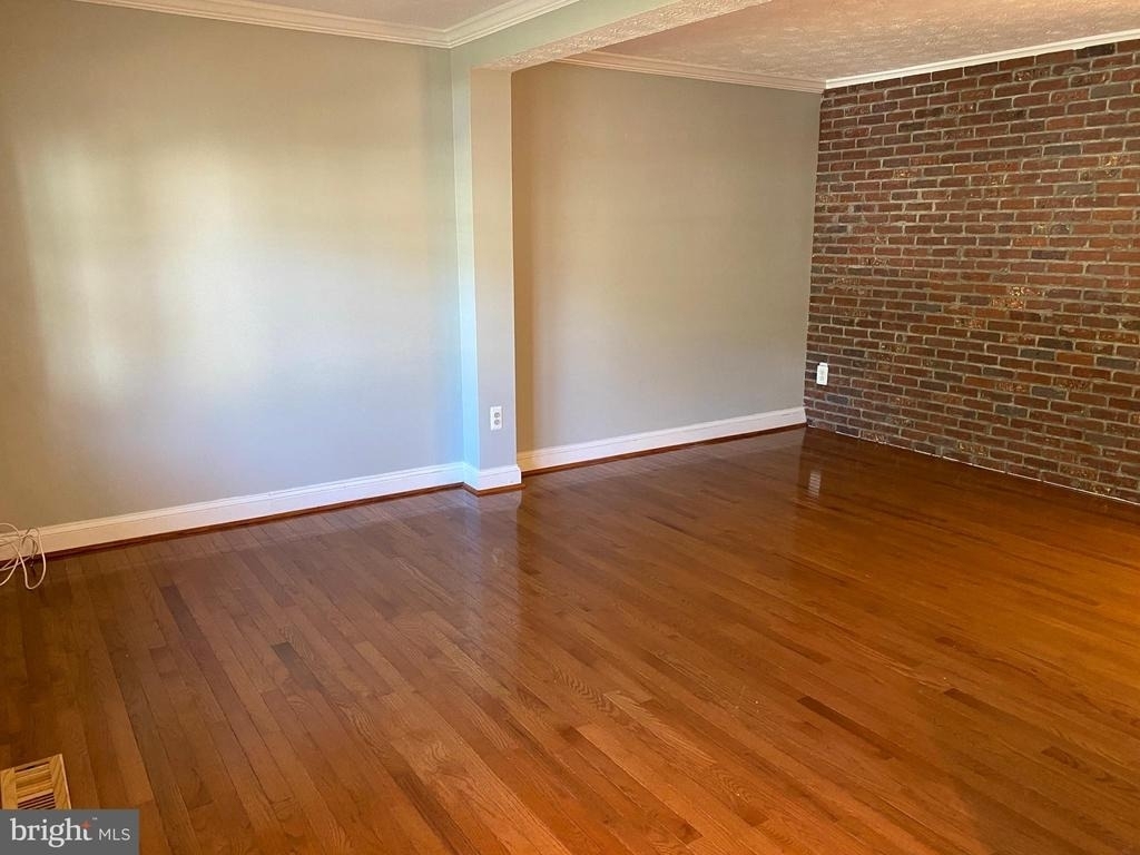 1666 Barnstead Drive - Photo 4