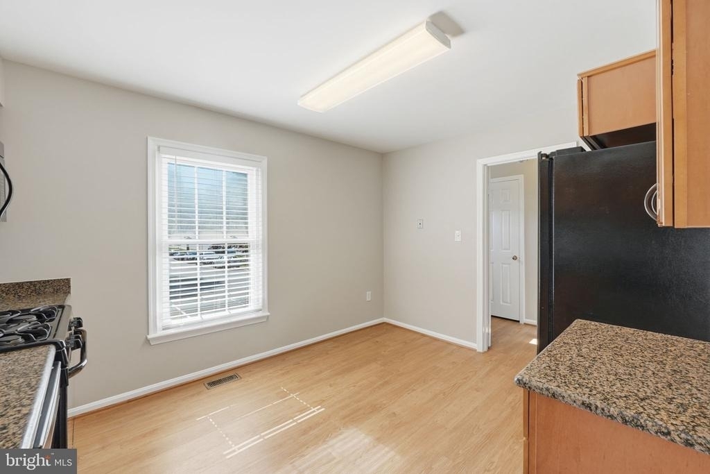 7978 Revenna Lane - Photo 7