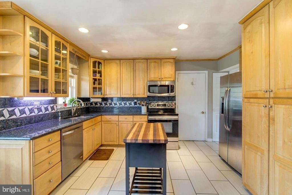 8857 Glenridge Court - Photo 7