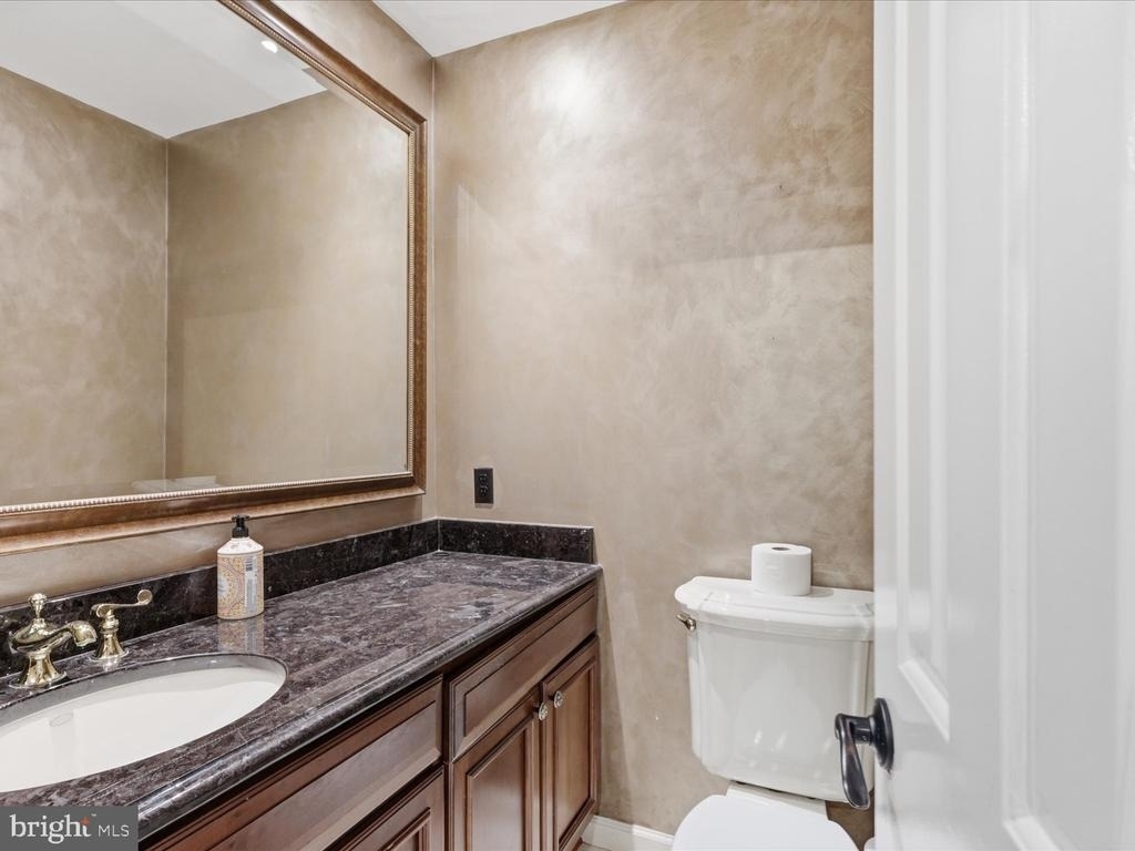 11108 Lochinver Lane - Photo 11