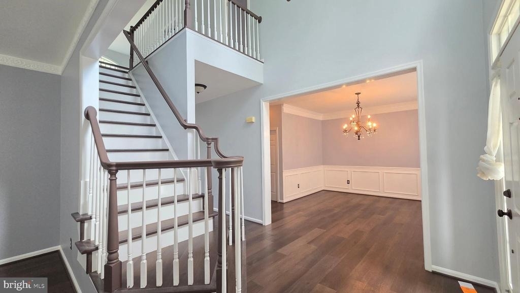 7659 Shuttington Drive - Photo 4