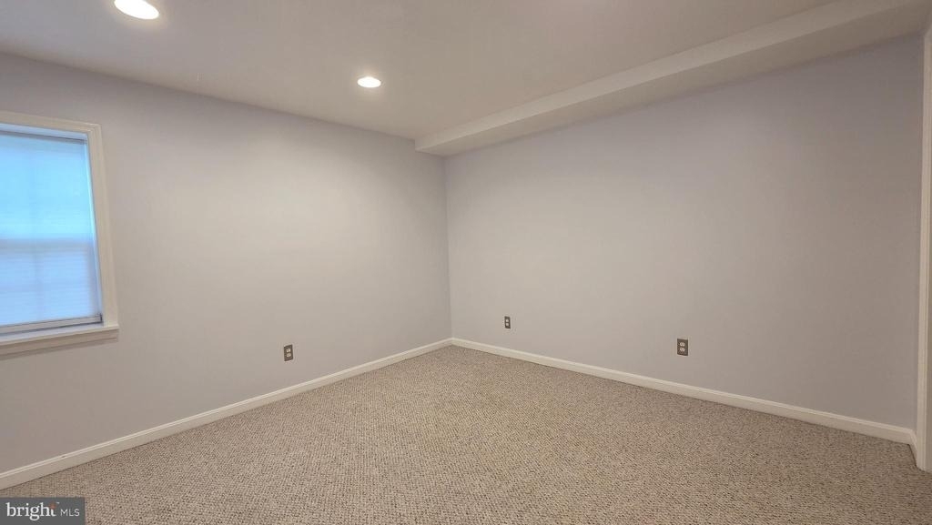 7659 Shuttington Drive - Photo 36