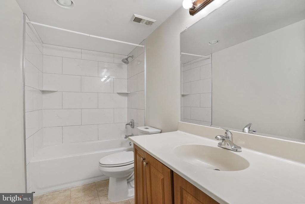 3800 Powell Lane - Photo 12