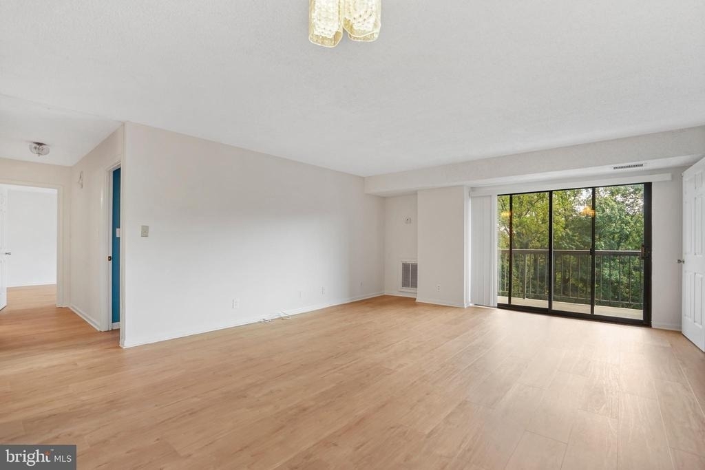 3800 Powell Lane - Photo 6