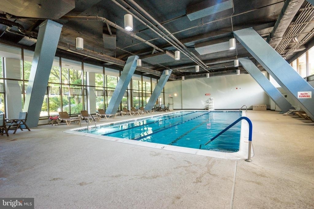 3800 Powell Lane - Photo 18